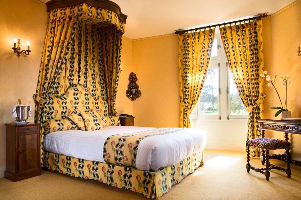 Hotel Domaine De Brou Noyant-de-Touraine Esterno foto
