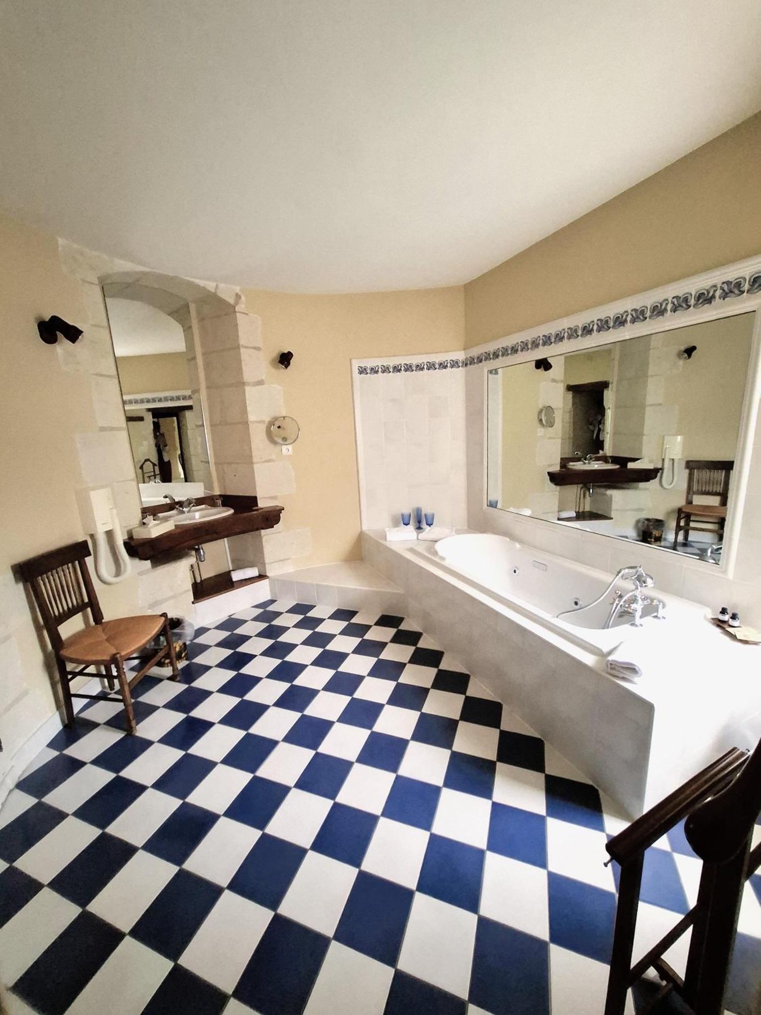 Hotel Domaine De Brou Noyant-de-Touraine Esterno foto